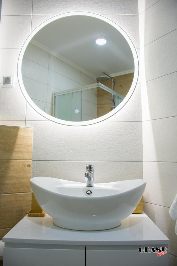 Grand Lux Apartment 도보이 외부 사진