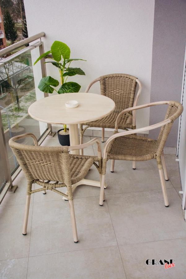 Grand Lux Apartment 도보이 외부 사진