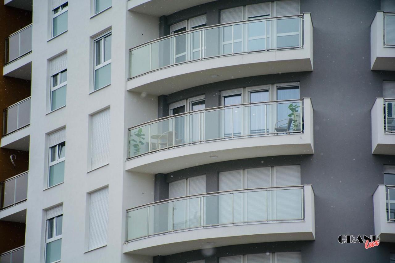 Grand Lux Apartment 도보이 외부 사진